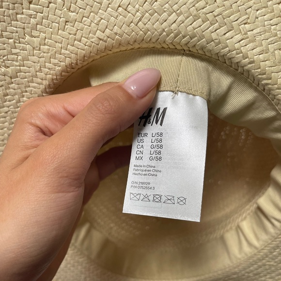 H&M Sun hat with grosgrain band - Picture 3 of 3